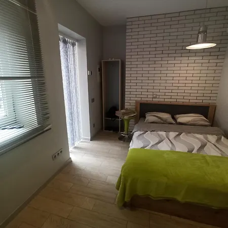 міні-смарт,10 хв пішком від жд вокзалу Apartamento