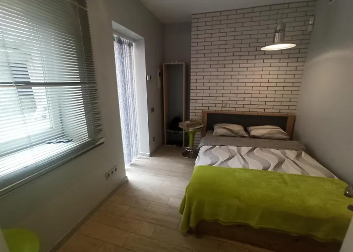 міні-смарт,10 хв пішком від жд вокзалу Apartment