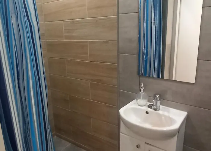 міні-смарт,10 хв пішком від жд вокзалу Lviv