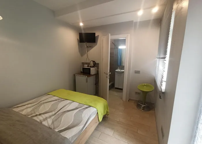 міні-смарт,10 хв пішком від жд вокзалу *