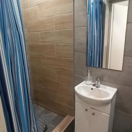 міні-смарт,10 хв пішком від жд вокзалу Lviv